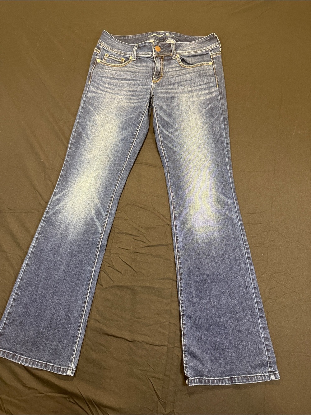 American Eagle Outfitters Women's Medium Wash Bootcut Jeans Size 8 Long